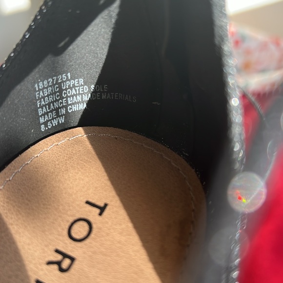 Torrid Wedge silver and black 8.5WW - Picture 4 of 9
